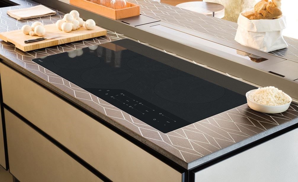 Wolf Contemporary Induction Cooktop (CI36560C/B)