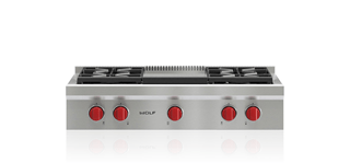 Wolf 91 cm Sealed Burner Rangetop - 4 Burners and Infrared Teppanyaki ICBSRT364G