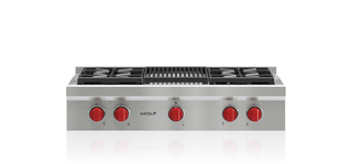 Wolf 91 cm Sealed Burner Rangetop - 4 Burners and Infrared Chargrill ICBSRT364C