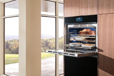 DO30CM_Upper Oven Open_Food_TM_SLG