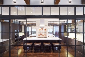 DE-GIULIO_MIDWEST_KDC_13-14_01_HERO