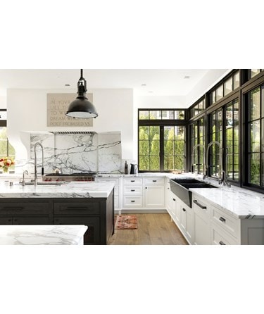 Red Door Retreat by Andrea Swan, Kareem Reda, Joe Paetzel, and Sue Weldon