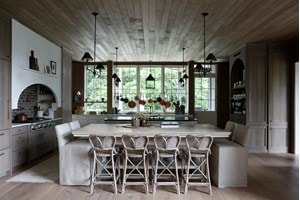 Southern Charm by April  Tomlin and Jonathan Torode