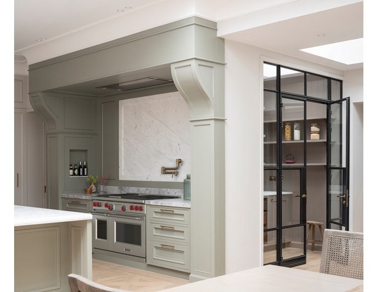 Homey Dublin Kitchen Exudes Comfortable Elegance