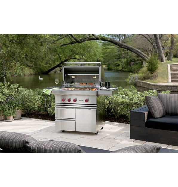 Wolf Appliances 36" Outdoor Gas Grill (OG36)
