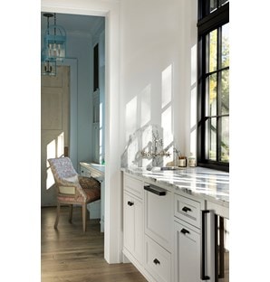 Red Door Retreat	by Andrea Swan, Joe Paetzel, Kareem Reda and Sue Weldon