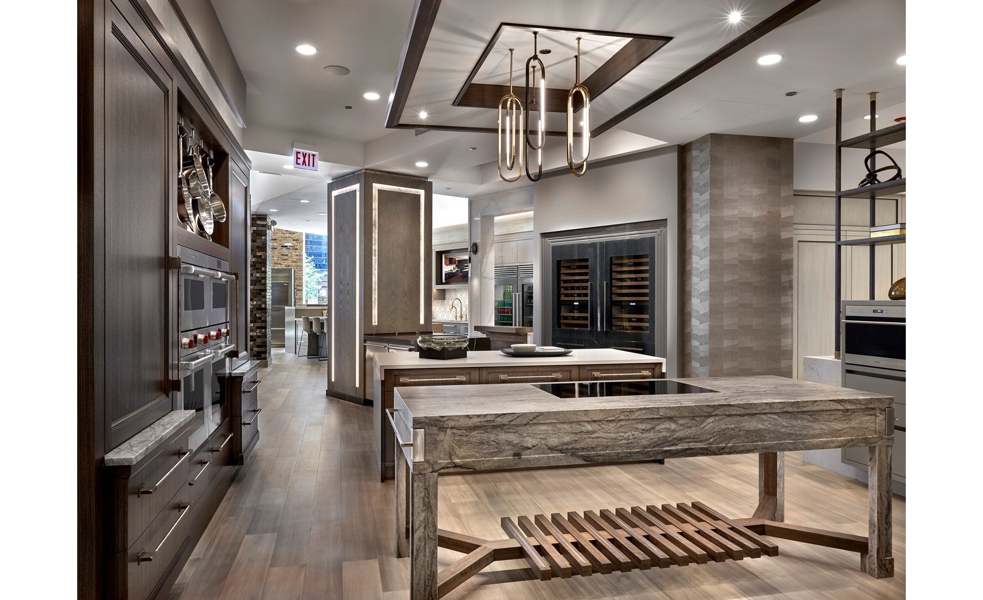 Styles and models for any kitchen in a variety of kitchen styles await at our Sub-Zero, Wolf and Cove Showroom in Chicago, Illinois