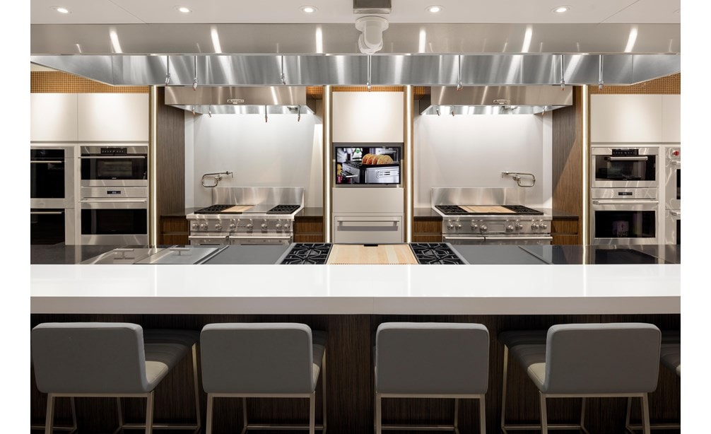 Experience a live cooking demonstration by our showroom chef at the Sub-Zero, Wolf and Cove Showroom in Charlotte, North Carolina