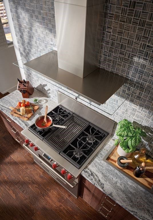 Wolf Appliances | Ranges, Built-In Ovens, Cooktops & More