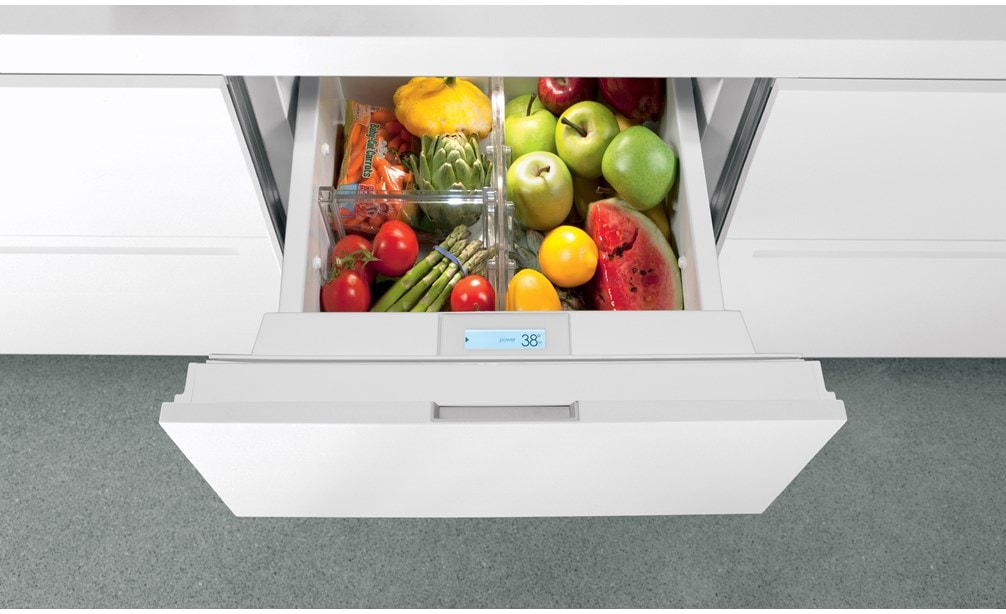 Sub-Zero 24" Refrigerator Drawers Panel Ready (ID-24R) features touchscreen technology to precisely regulate temperatures in any room.