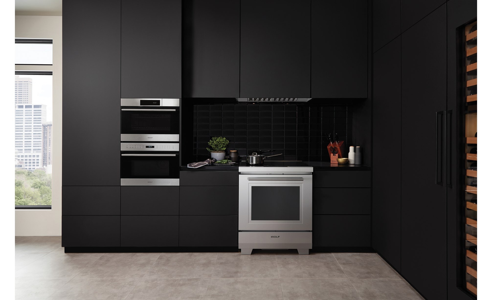 76 cm Transitional Induction Range 