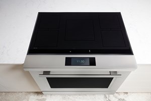 Wolf 36" Induction Range (IR36550/S/T) intuitive full-color touchscreen. 