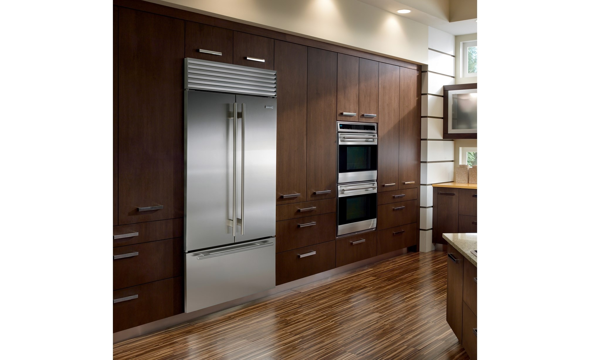 Sub-Zero 36" Classic French Door Refrigerator Freezer (BI-36UFDID/S/PH) with Wolf 30" Classic L Series Double Oven (DO30U/S)