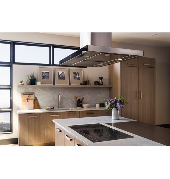 Sub-Zero 24" designer column freezer (IC-24F1) paired with Sub-Zero 24" designer column fridge (IC-24R)