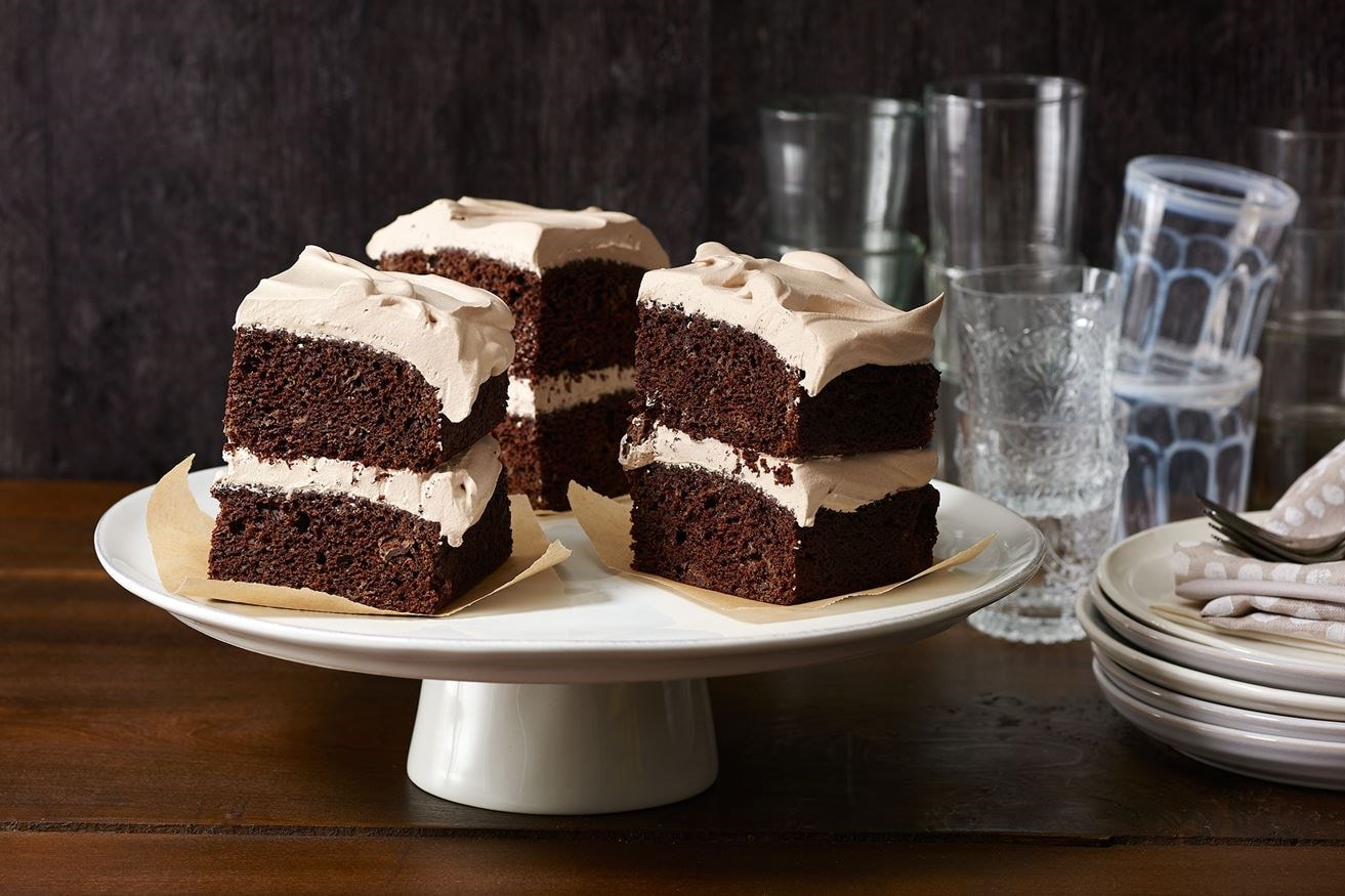 Chocolate Cake With Cocoa Buttercream Frosting Chocolate Cake With Cocoa Buttercream Frosting