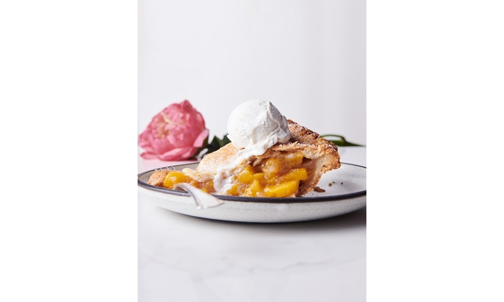 Easy and delicious Peach Pie  recipe using the Gourmet Mode setting of your Wolf Oven