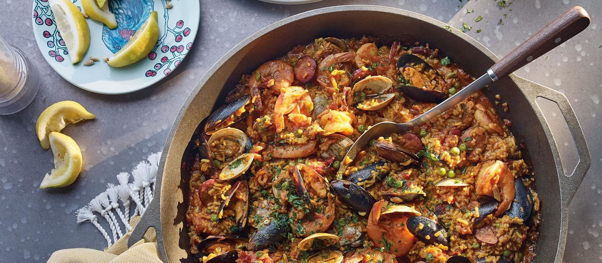FOOD_PAELLA_SEAFOOD_CHORIZO_TCS_052016