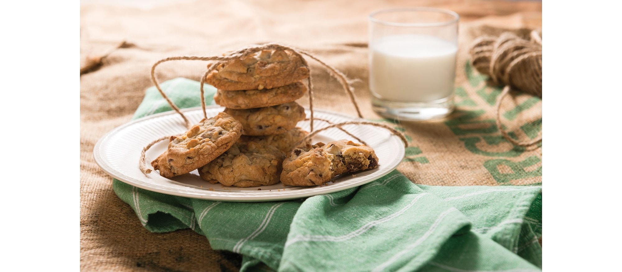 FOOD_COOKIES_2_SLG_120415