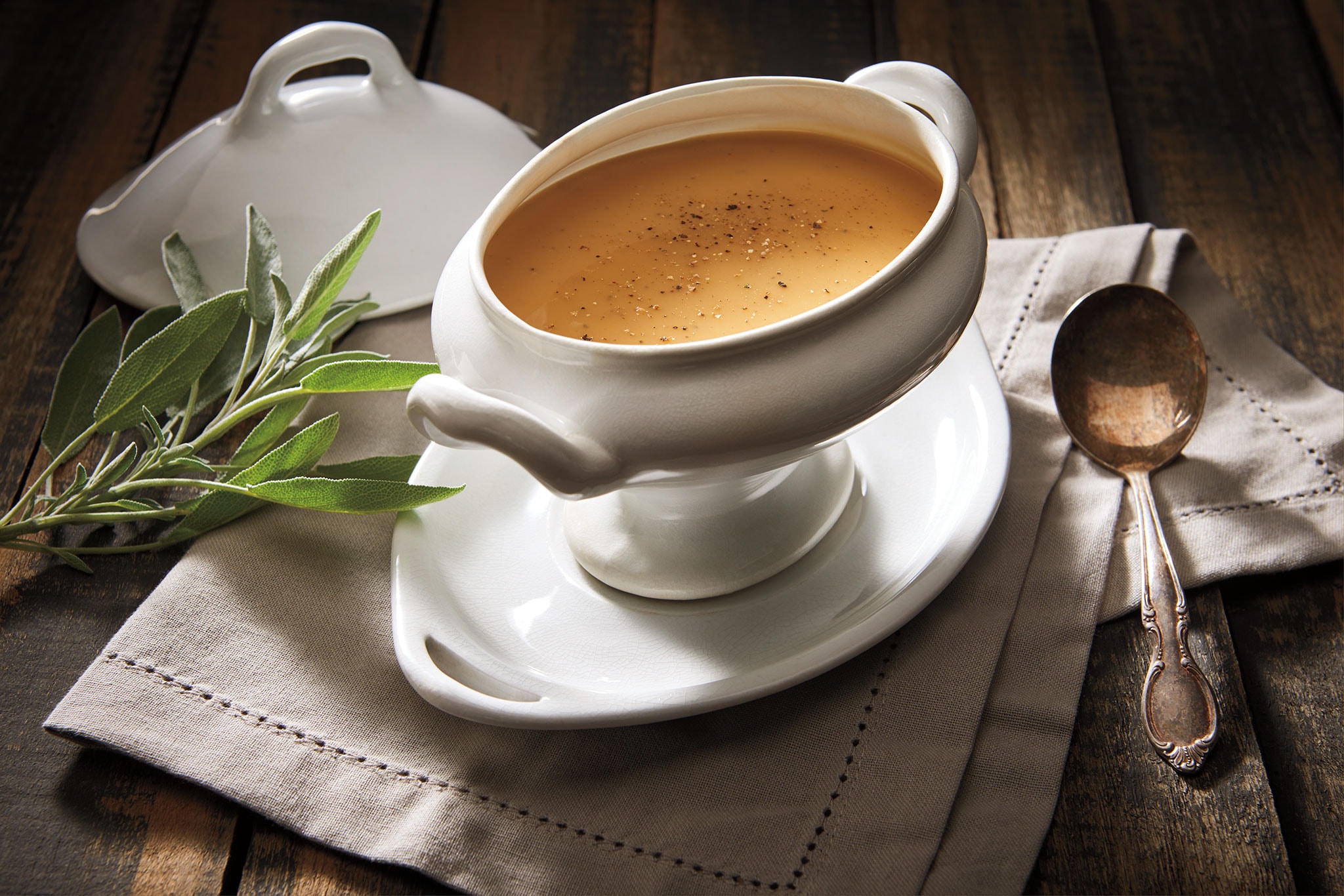 FOOD_GRAVY_SLG_110316