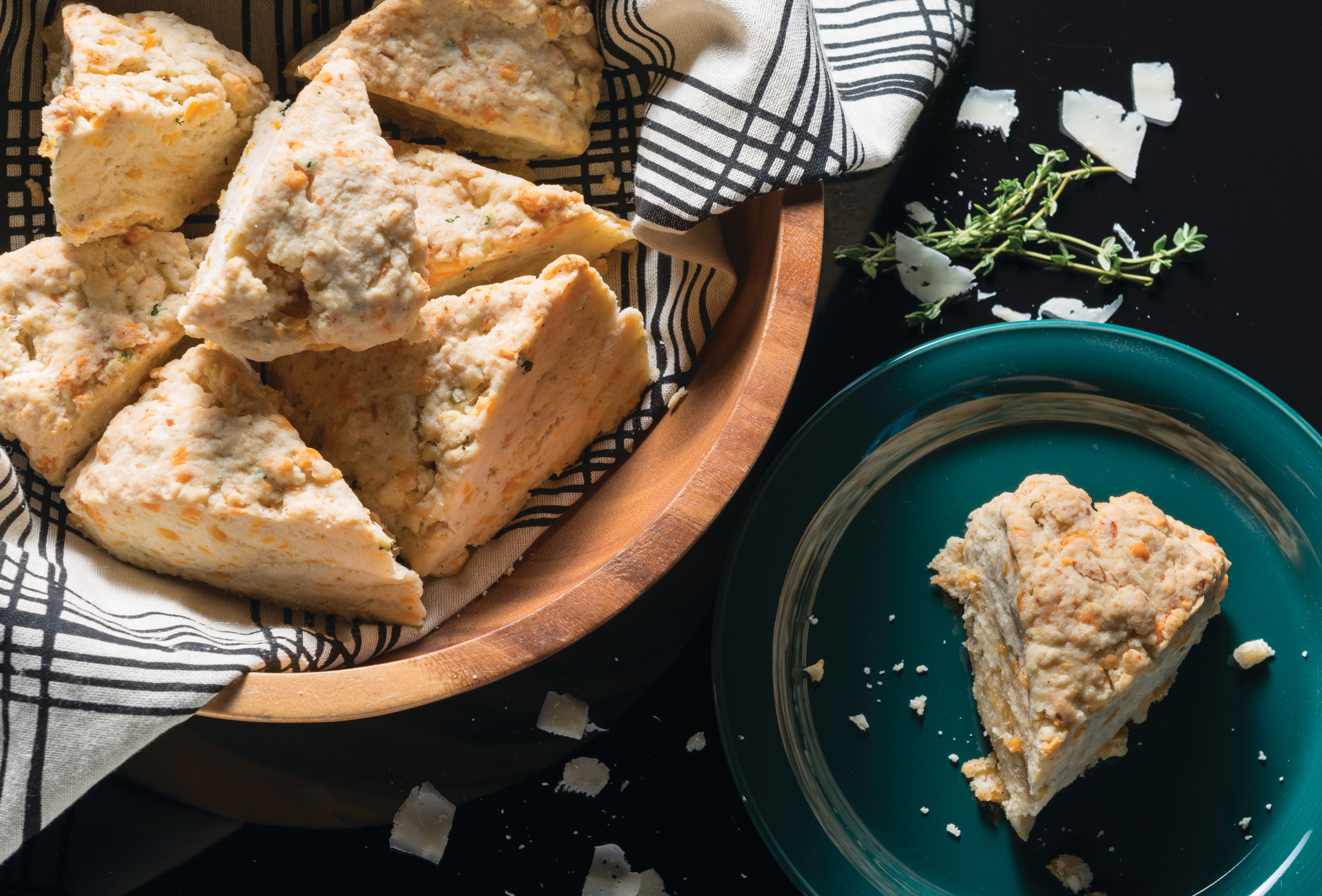 FOOD_SAVORY_SCONES_SLG_120315