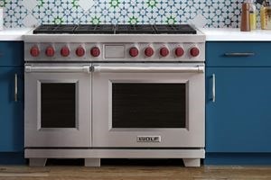 Wolf Dual Fuel Gas Ranges feature single or double griddle and dual convection ovens
