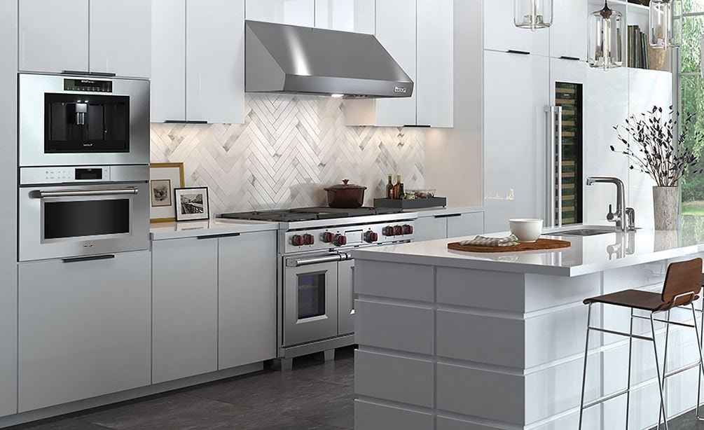 Wolf 48" Dual Fuel Range 4 Burner Infrared Charbroiler Griddle (DF484CG) with 30" M Series Professional Convection Steam Oven (CSO30PM/S/PH)