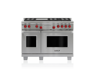 Wolf Legacy Model - 122 cm Dual Fuel Range - 6 Burners and Infrared Teppanyaki ICBDF486G